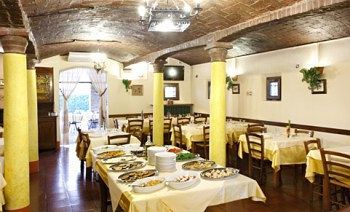 Hotel Gabarda Карпи Экстерьер фото